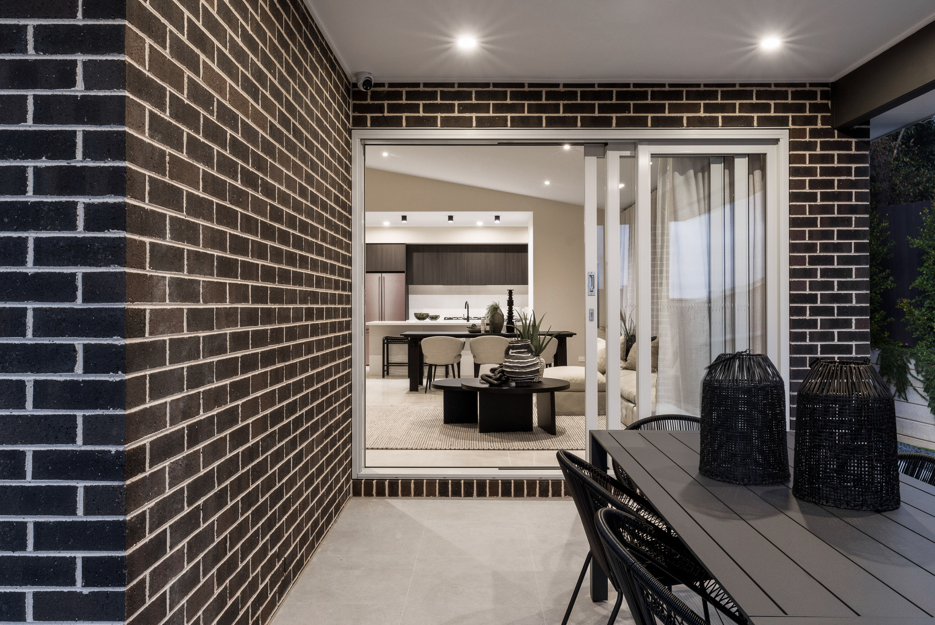 EVERLEY CAULFIELD 26 A 30