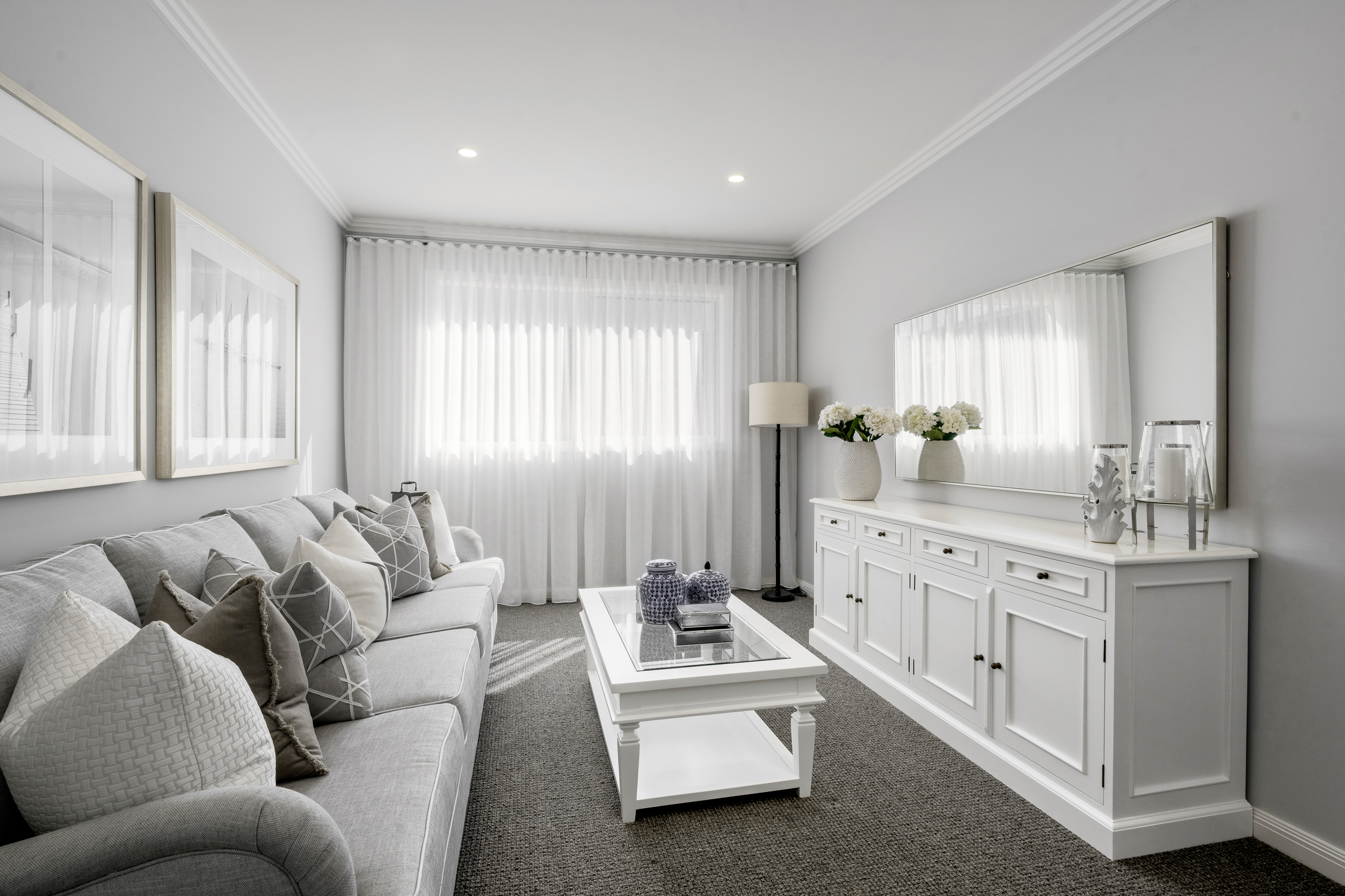 CAULFIELD 256 NEWPORT 58 web