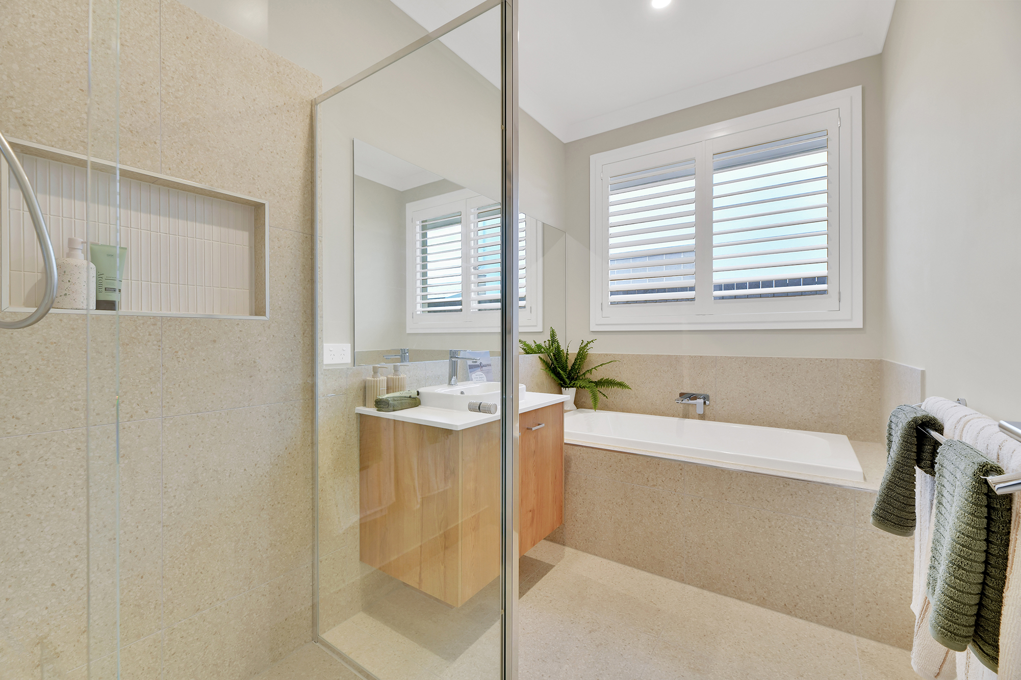 MALVERN 208 23 B QLD Kinma Valley 15