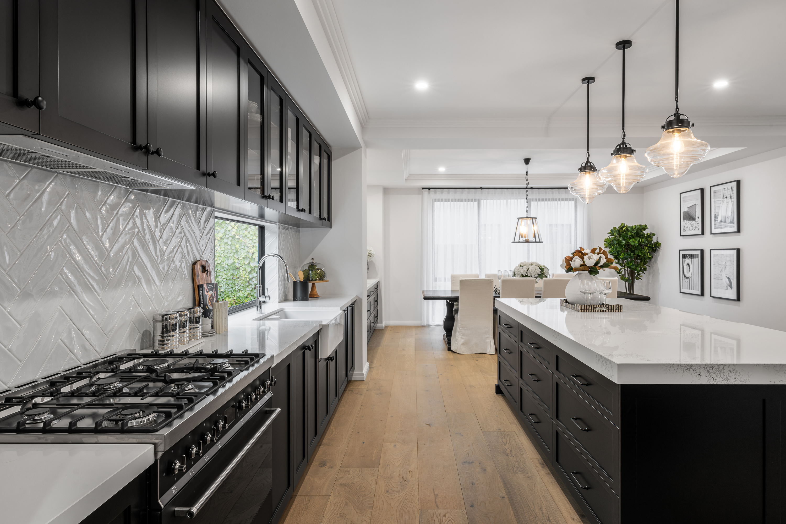 OH PORTSEA 49 BRIDGEHAMPTON FACADE 160