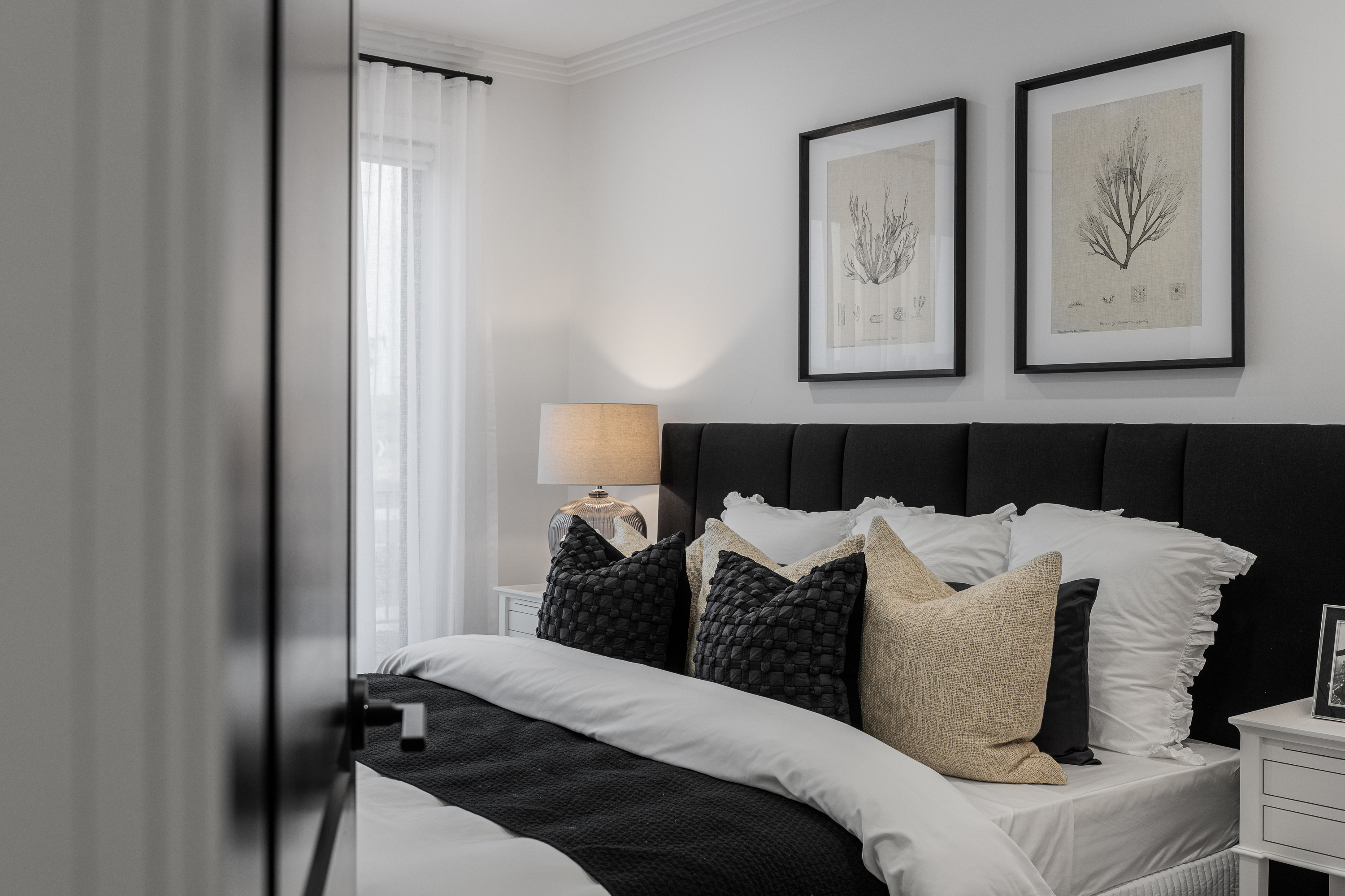 OH PORTSEA 49 BRIDGEHAMPTON FACADE 242