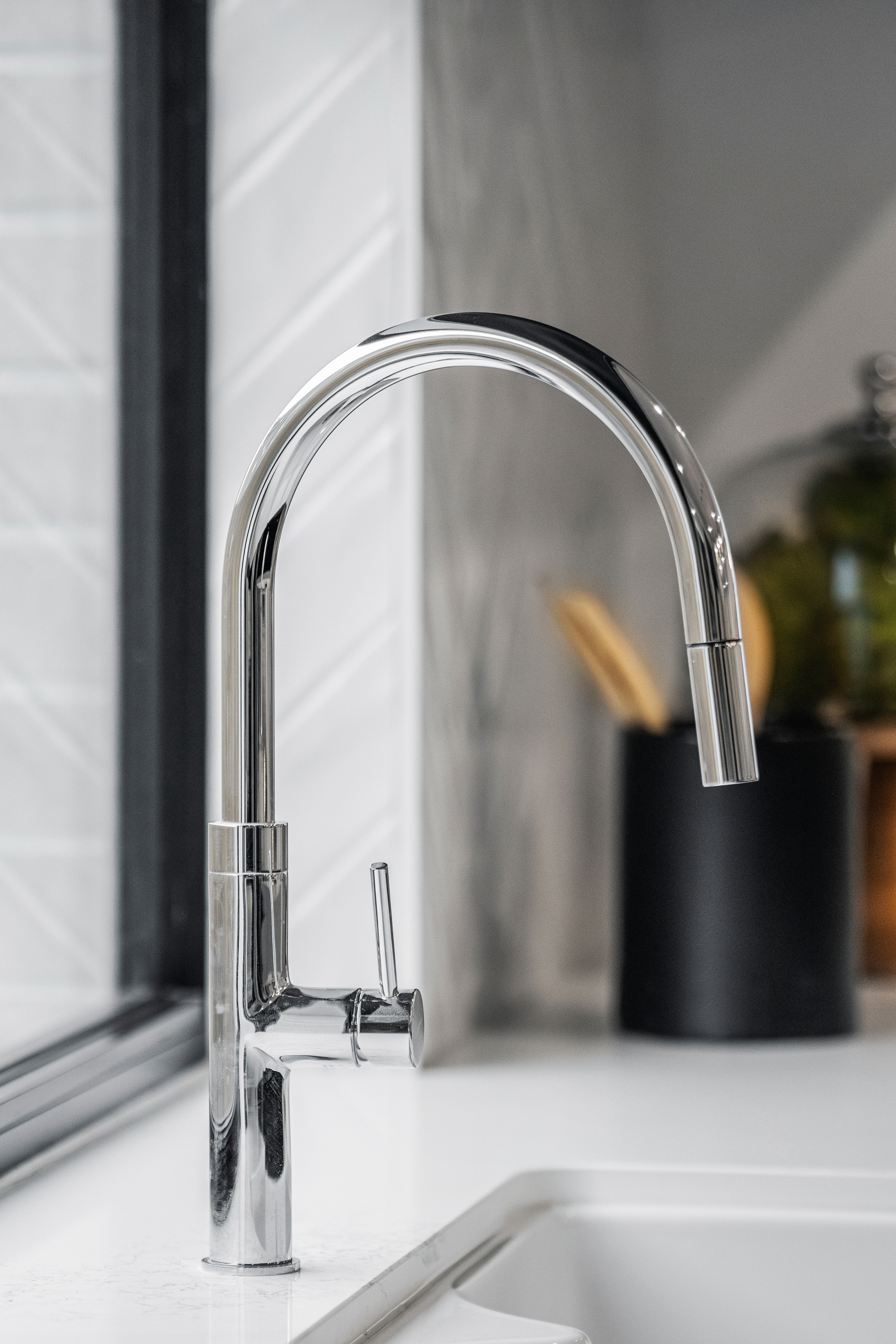 OH PORTSEA 49 BRIDGEHAMPTON FACADE 374