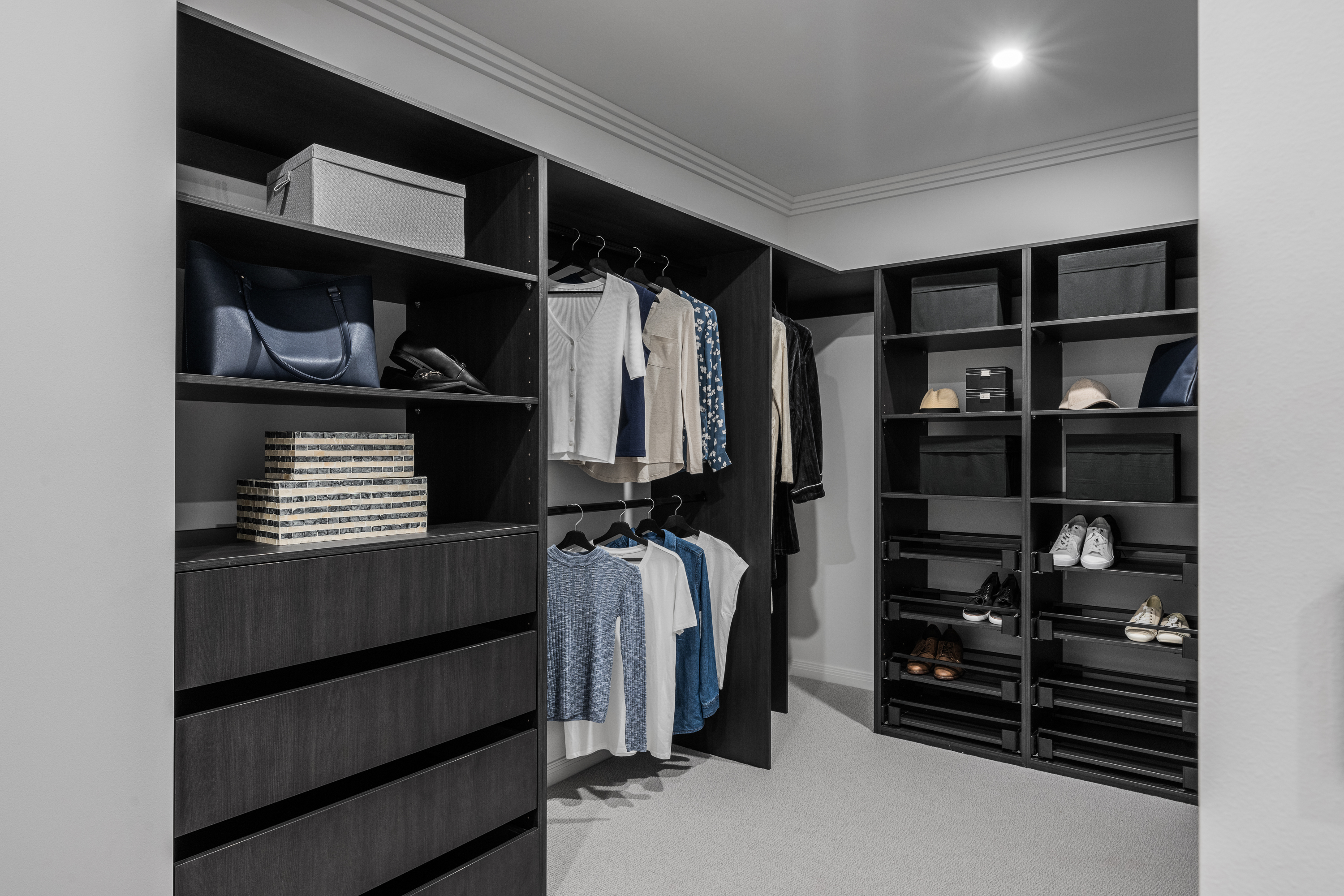 OH PORTSEA 49 BRIDGEHAMPTON FACADE 473