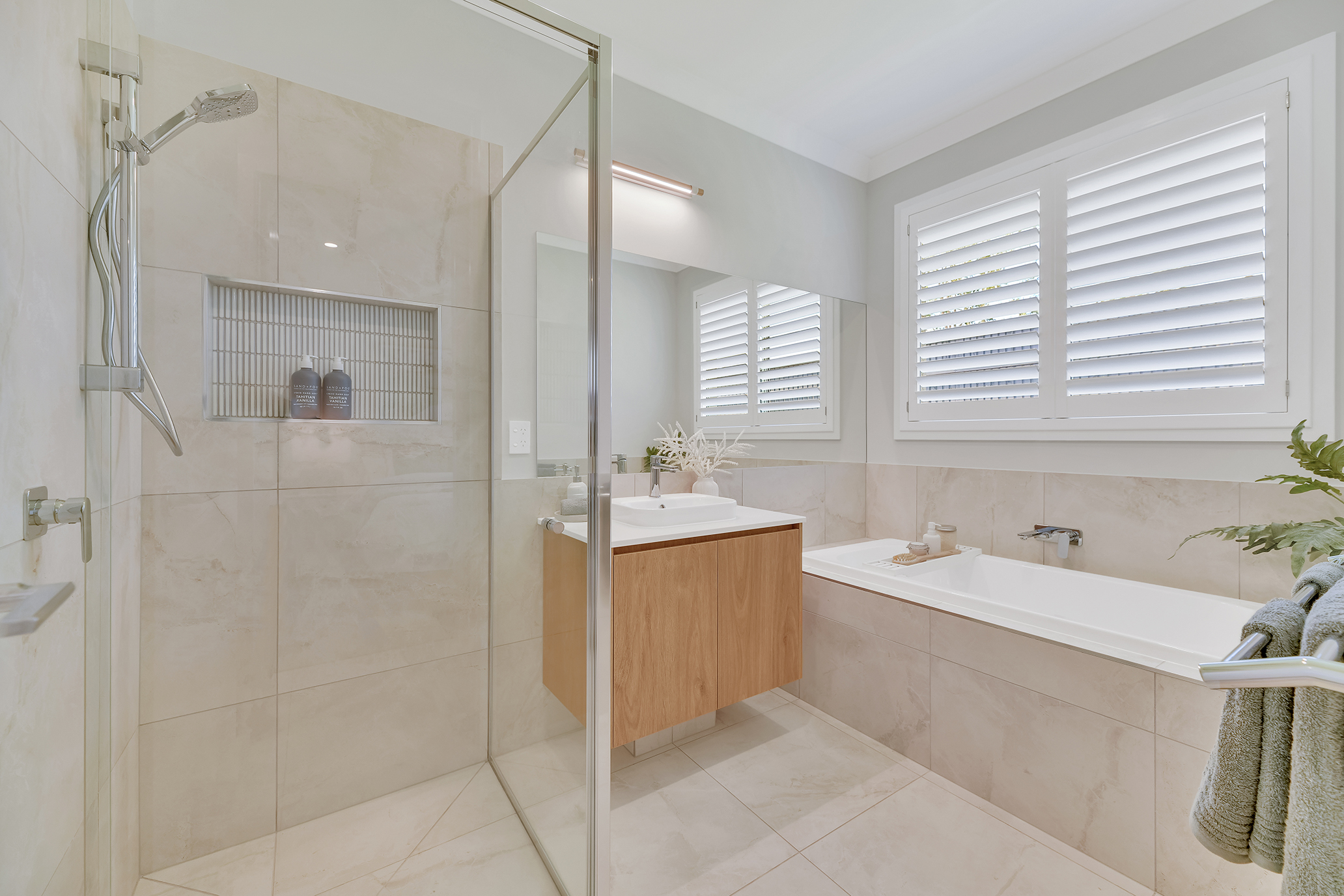 RIPPLEBROOK 235 QLD Lilywood 09