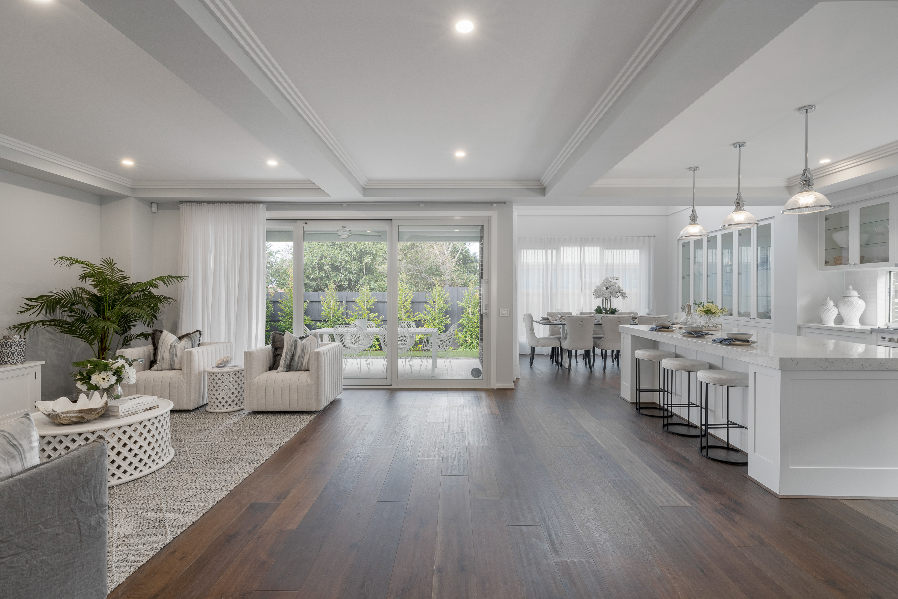 SS SORRENTO 43 BRIDGEHAMPTON 139