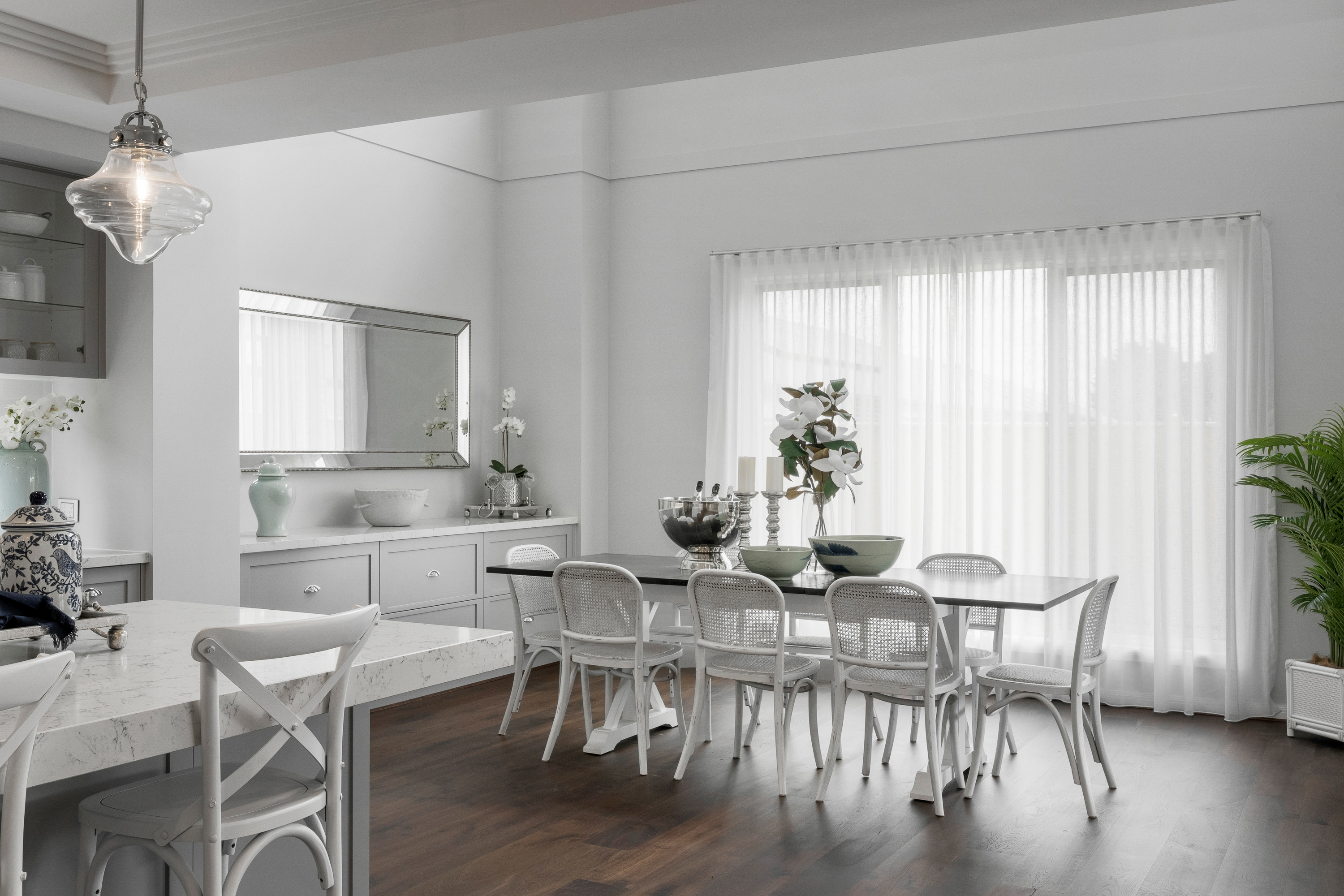 PE SORRENTO 53 BRIDGEHAMPTON 163