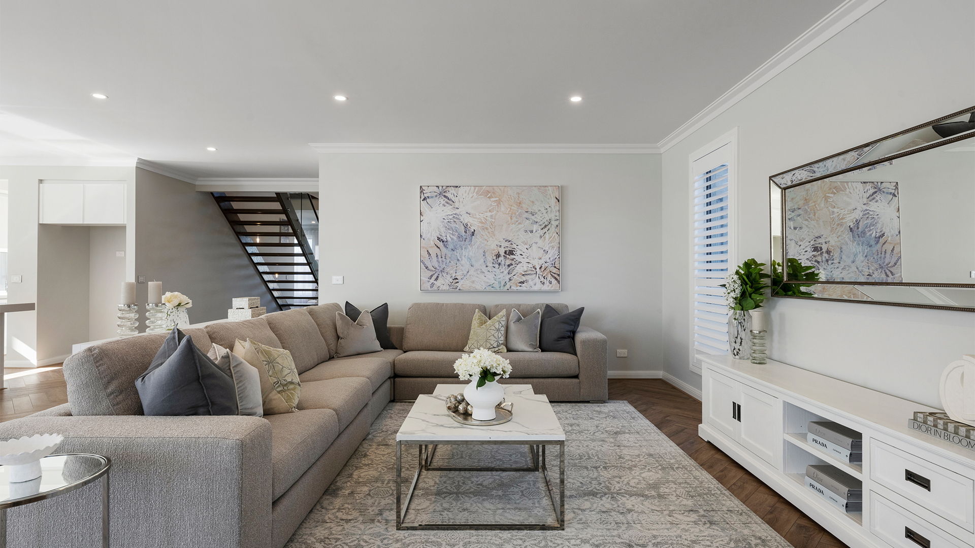 BELLEVUE 369 40 Displayed at Botanical VIC 03