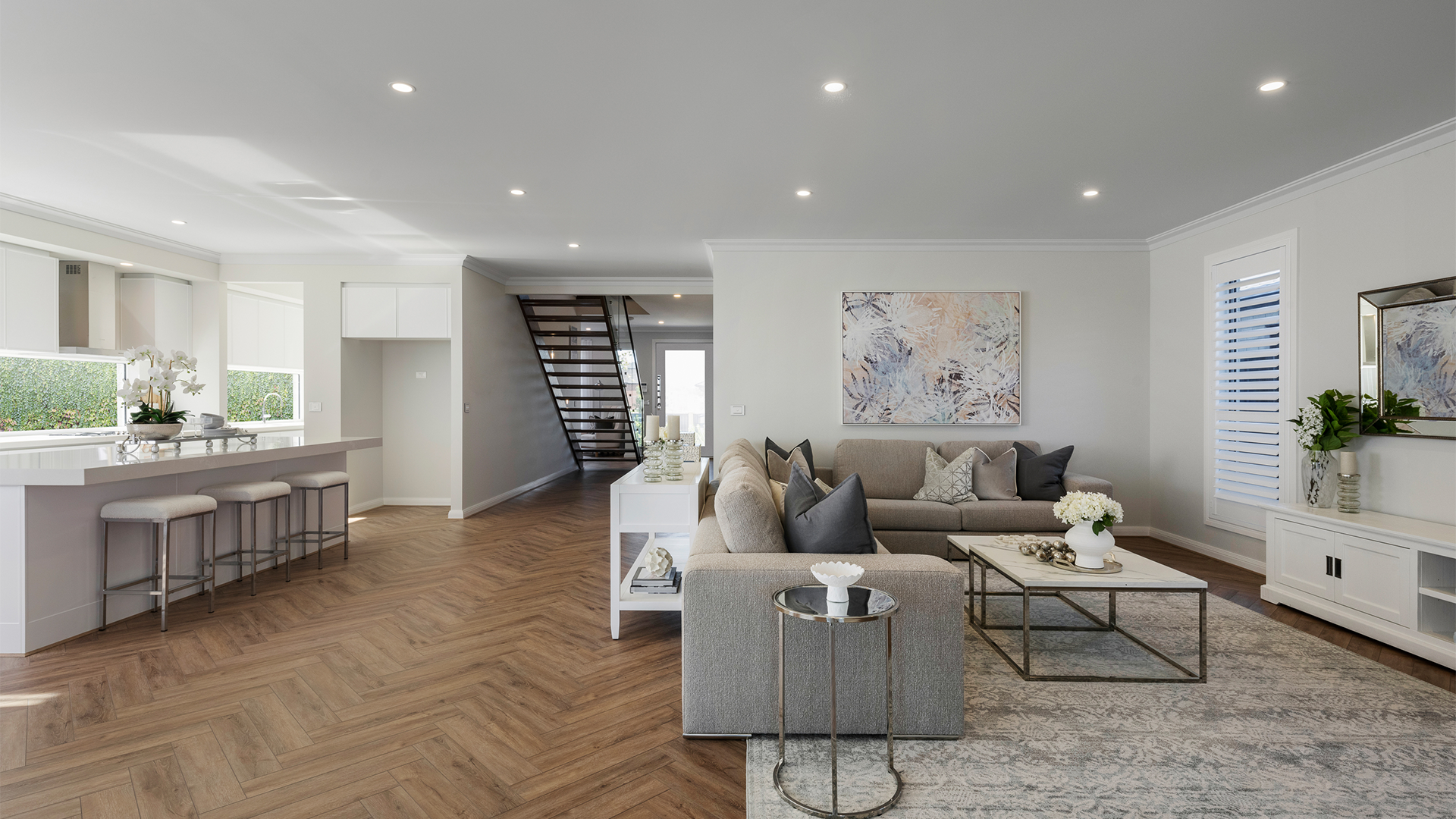 BELLEVUE 369 40 Displayed at Botanical VIC 02