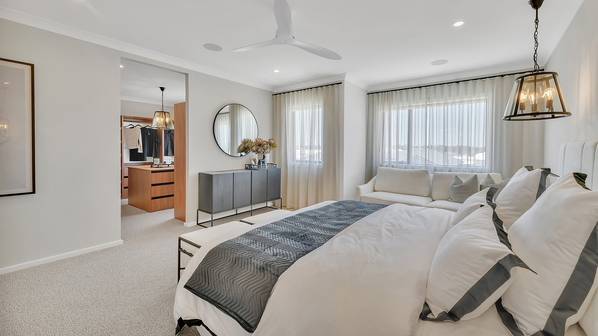 BOLTON 364 40 A Displayed at Lilywood QLD 01