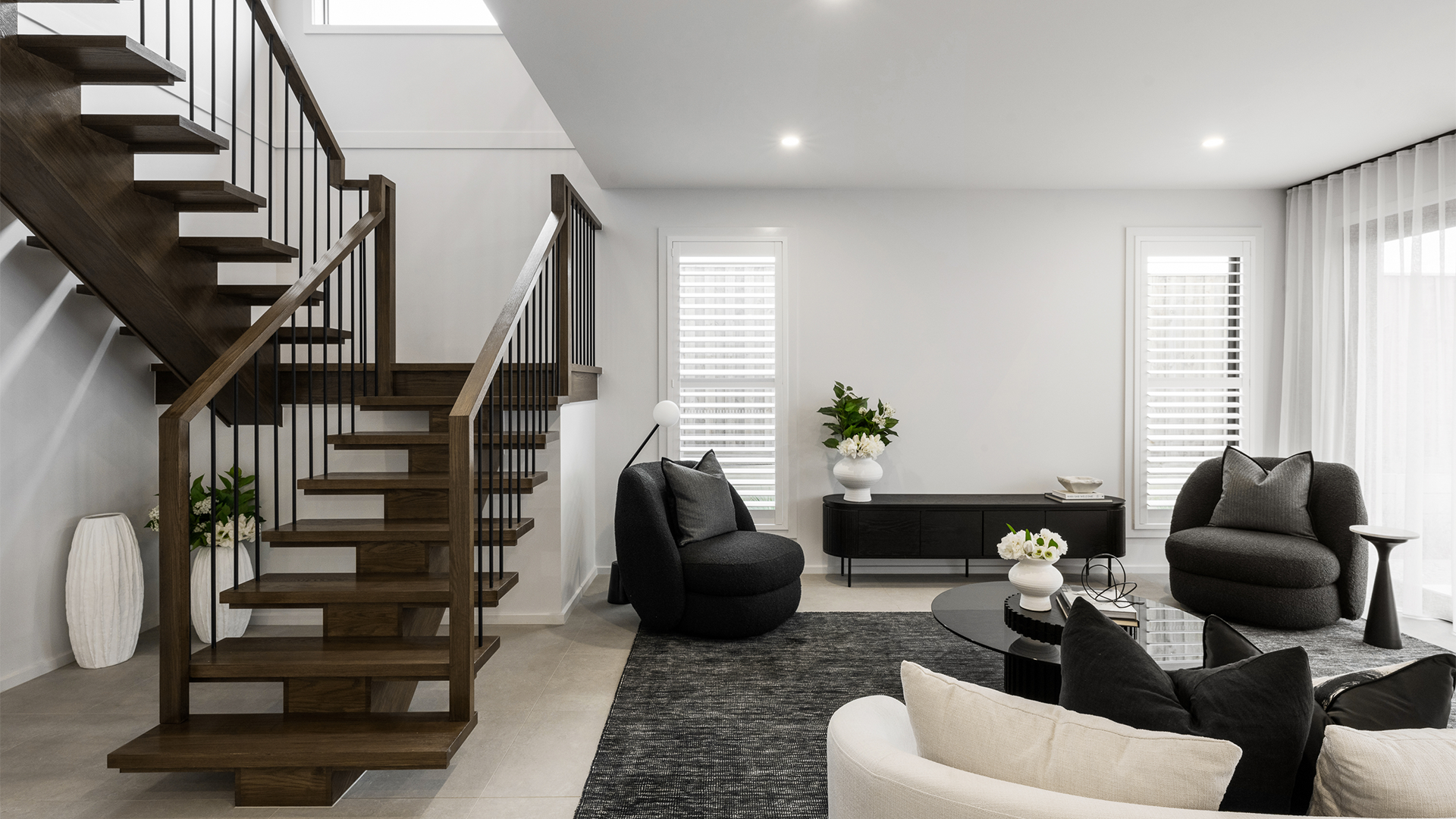 BOLTON 424 47 Displayed at Averley VIC 13