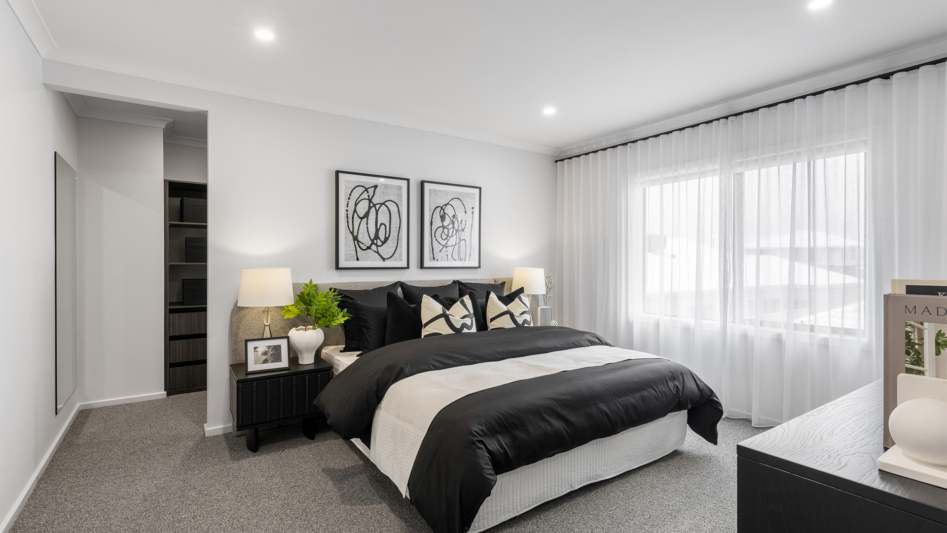 BOLTON 424 47 Displayed at Averley VIC 15