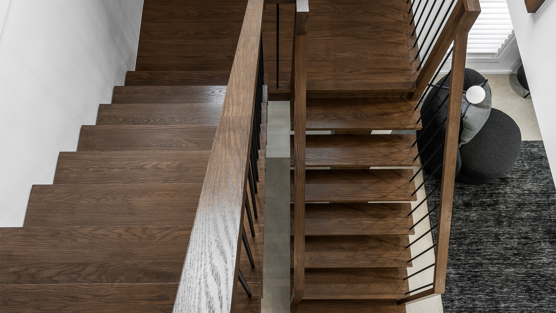 BOLTON 424 47 Displayed at Averley VIC 18