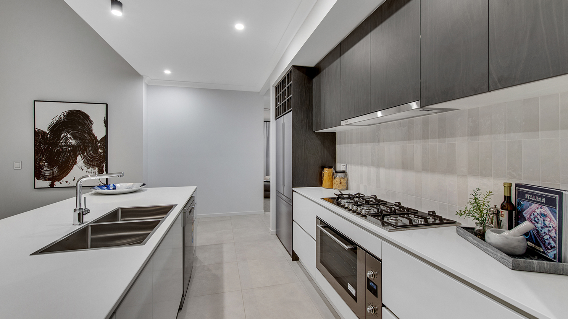 CAULFIELD 234 26 Displayed at Whiterock QLD 05