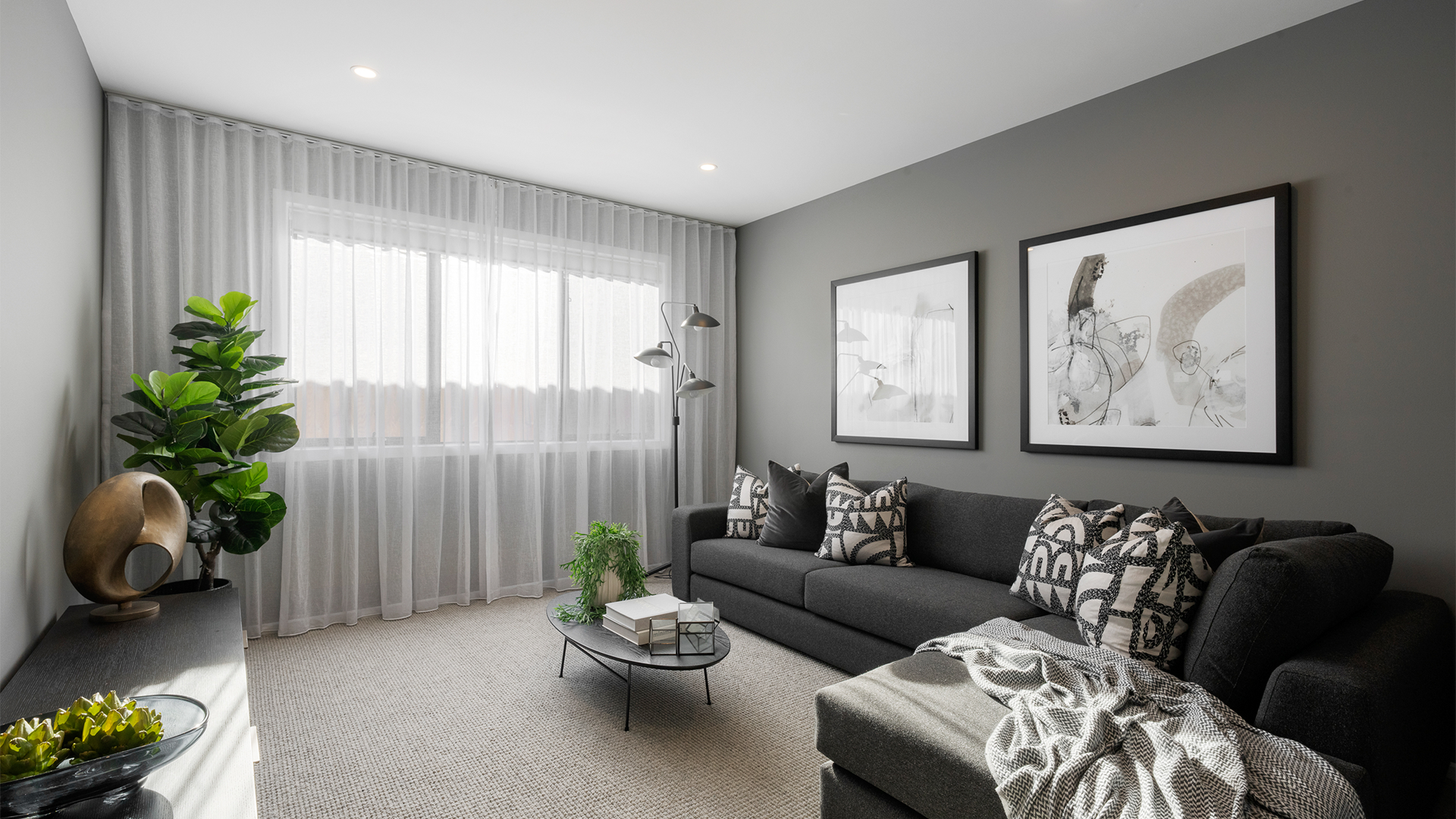 CHEVRON 269 28 Displayed at Smiths Lane VIC 03