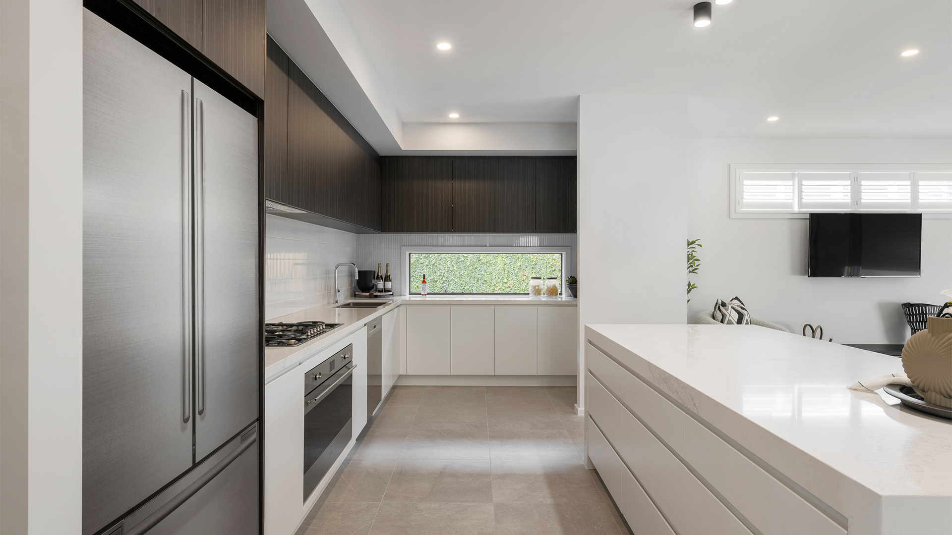 CHEVRON 269 28 Displayed at Smiths Lane VIC 05