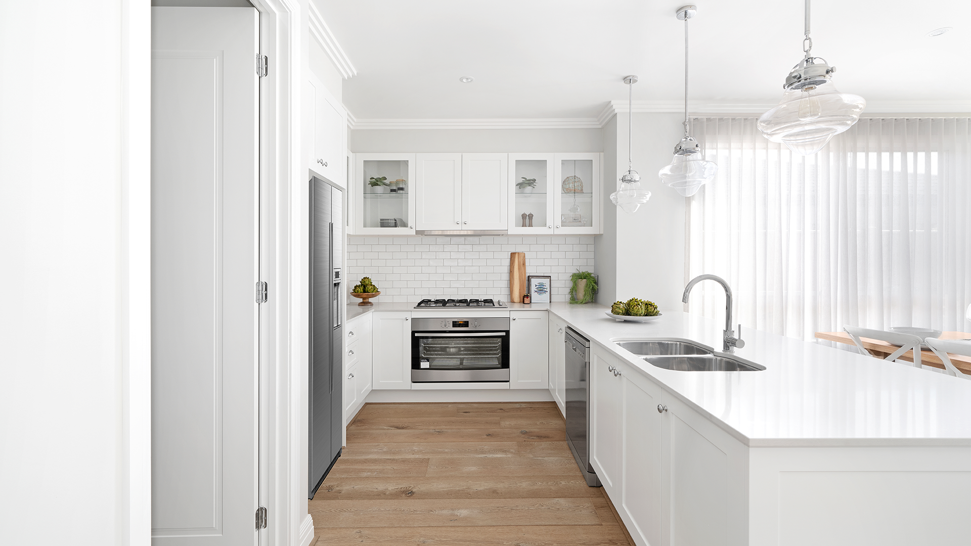 HEATHMONT 235 Newgate VIC 02