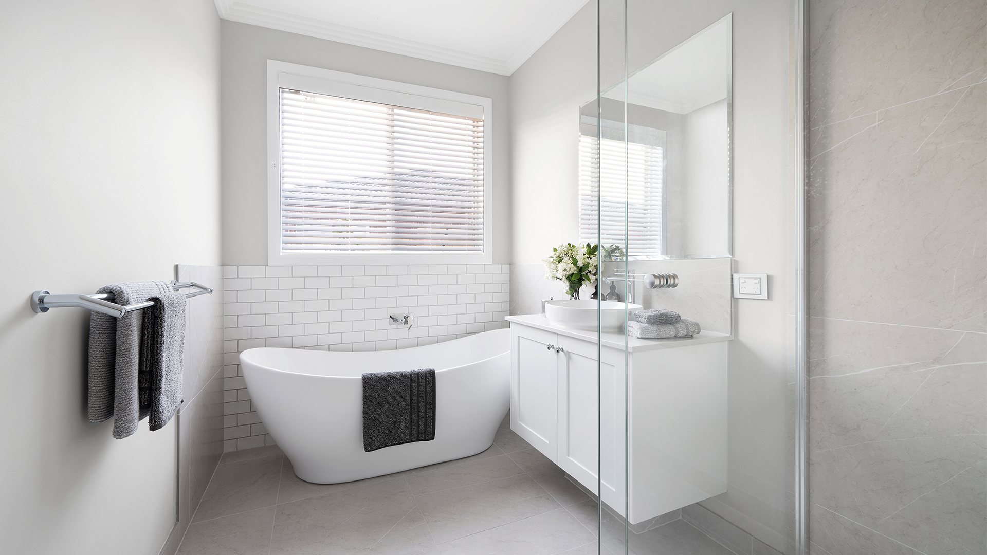 HEATHMONT 235 Newgate VIC 07