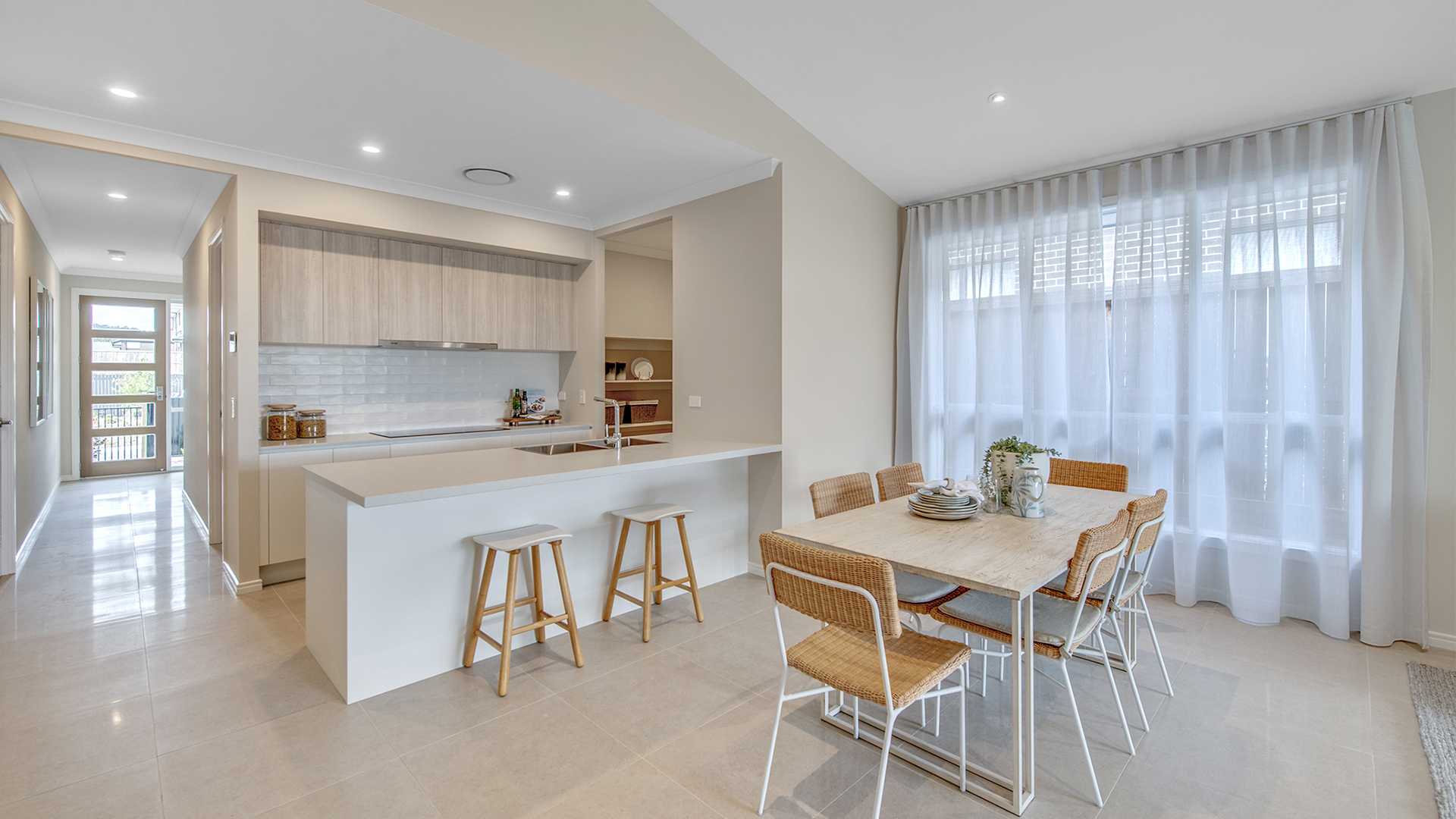 HINCHINBROOK 209 Displayed at Yarrabilba QLD 03