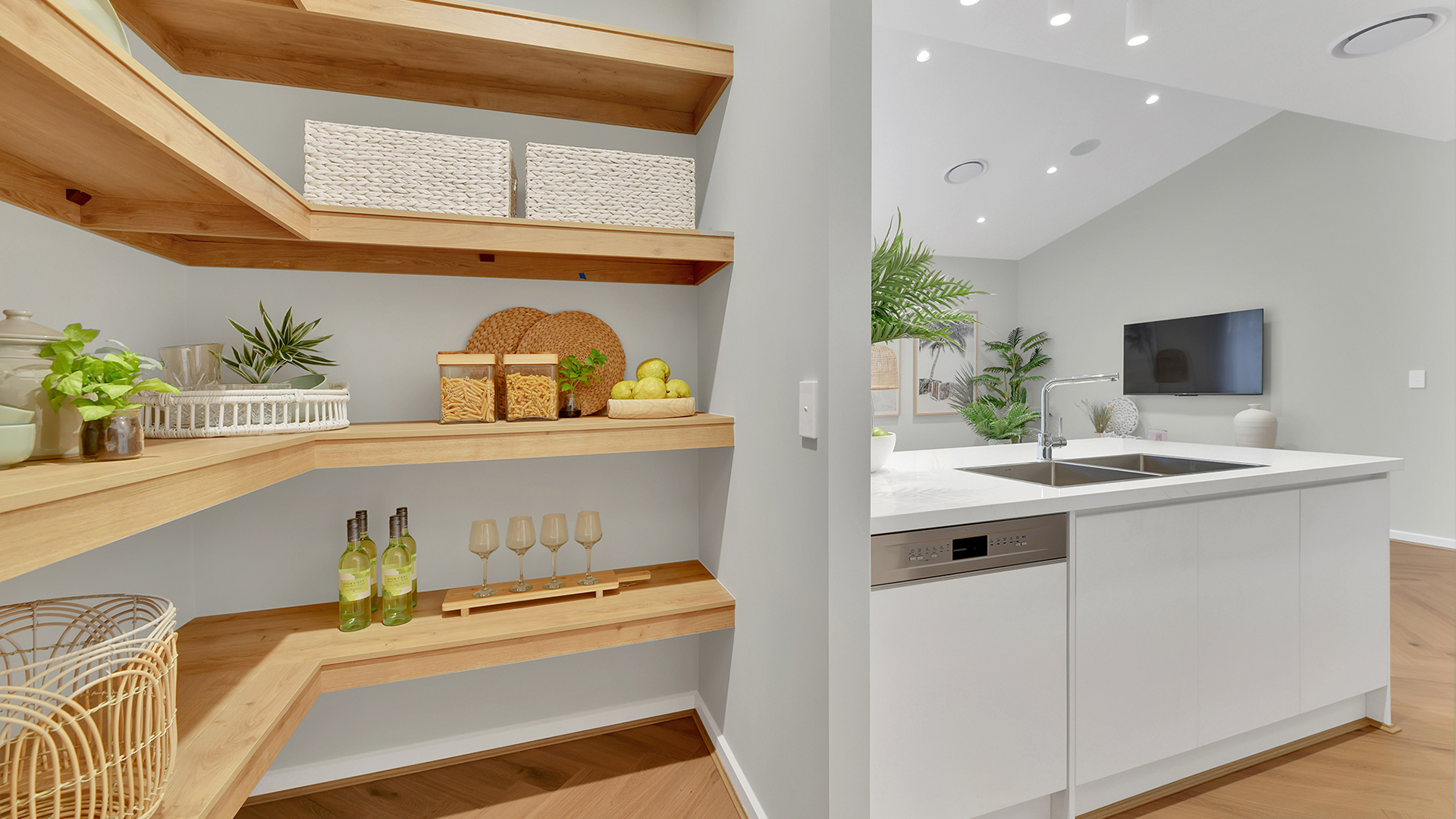 MALVERN 208 23 B Displayed at Kinma Valley QLD 06