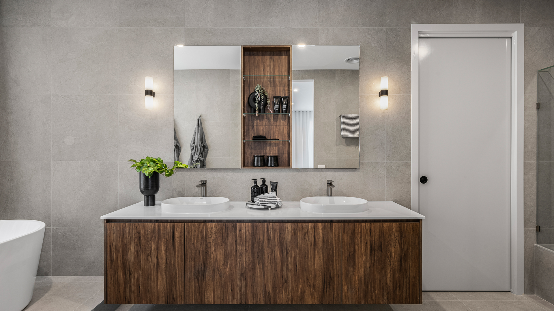 OCEANIA 268 29 A Displayed at Botanical VIC 02