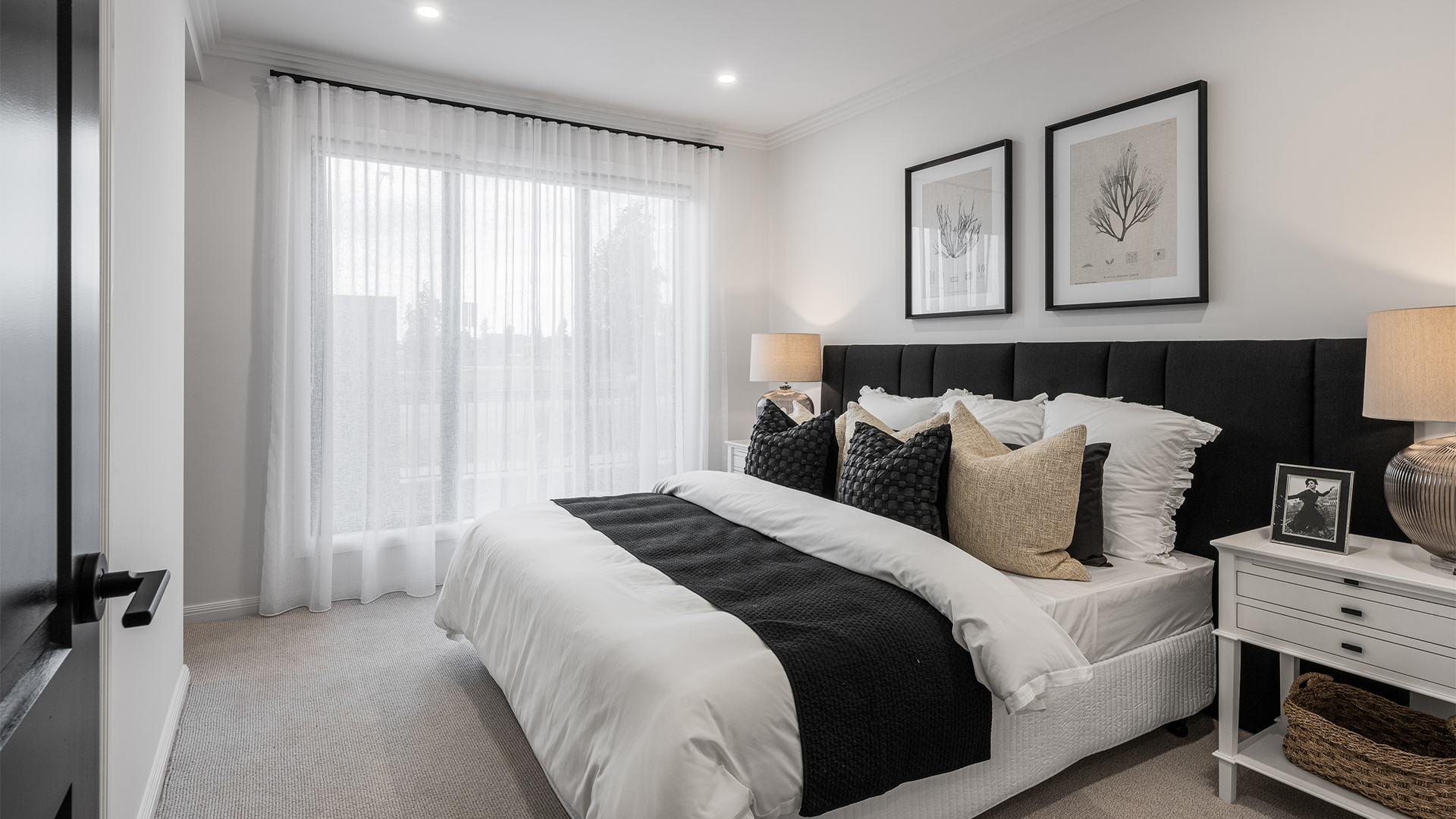 PORTSEA 457 49 Displayed at Woodlea VIC 02