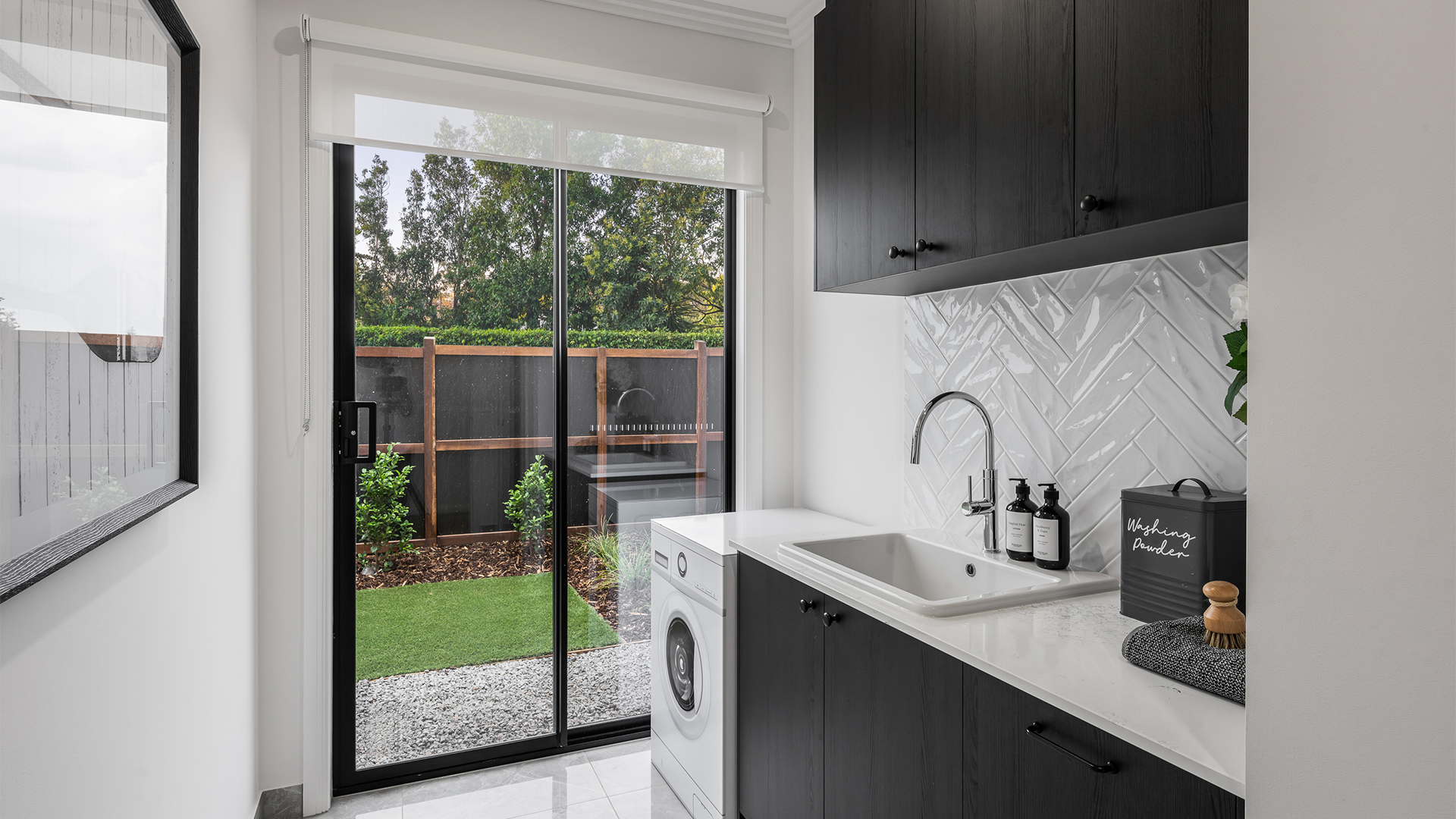 PORTSEA 457 49 Displayed at Woodlea VIC 09