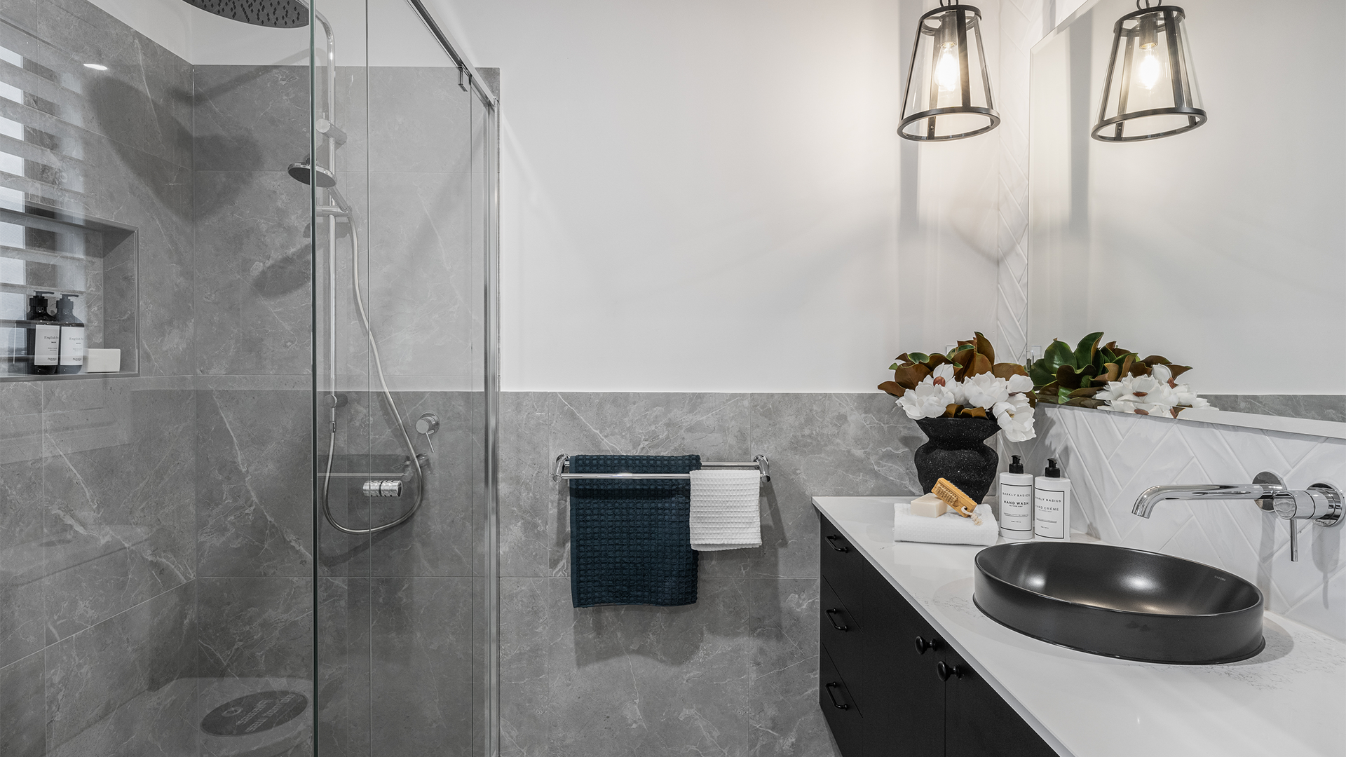 PORTSEA 457 49 Displayed at Woodlea VIC 14