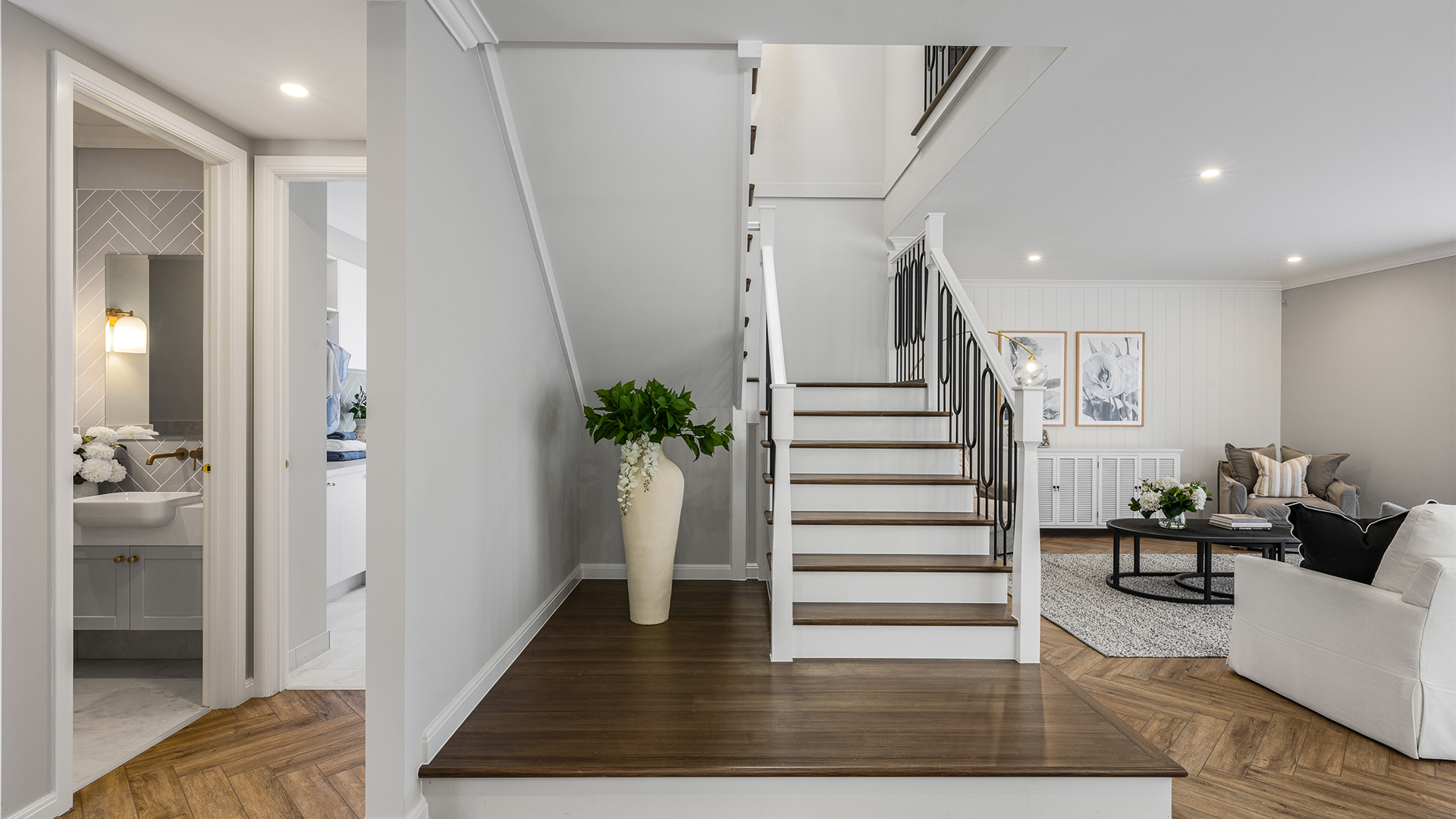 PORTSEA 554 60 Displayed at Meridian VIC 10