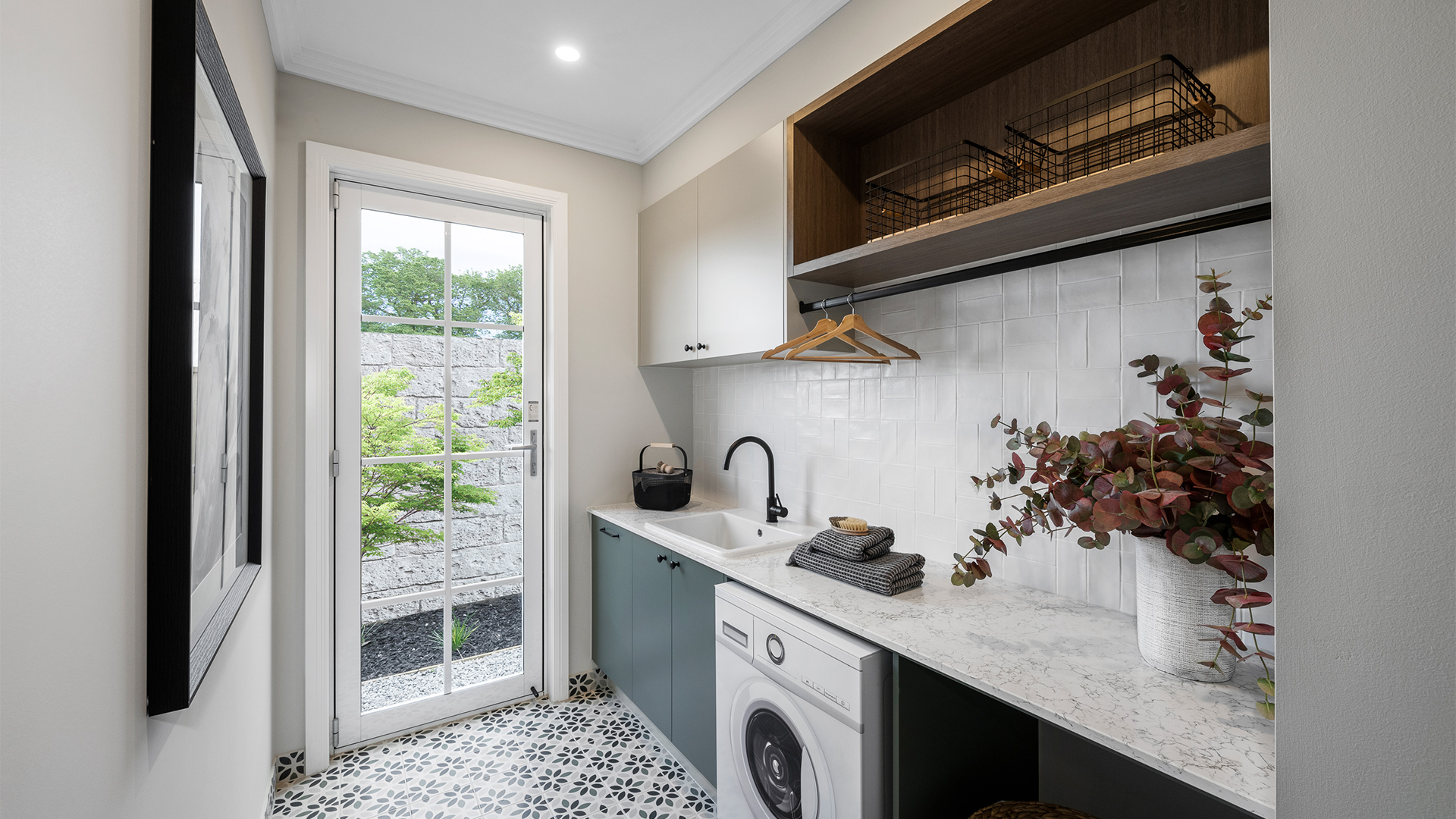 RIPPLEBROOK 235 26 Ferntree Ridge VIC 04