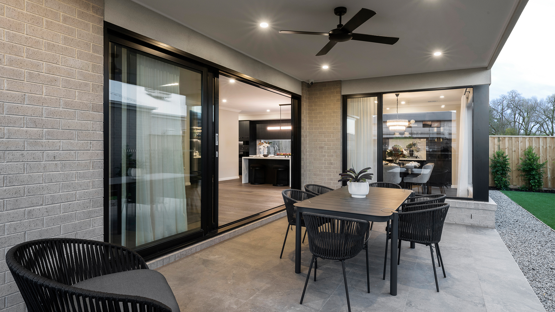 SORRENTO 496 55 Displayed at Smiths Lane VIC 01