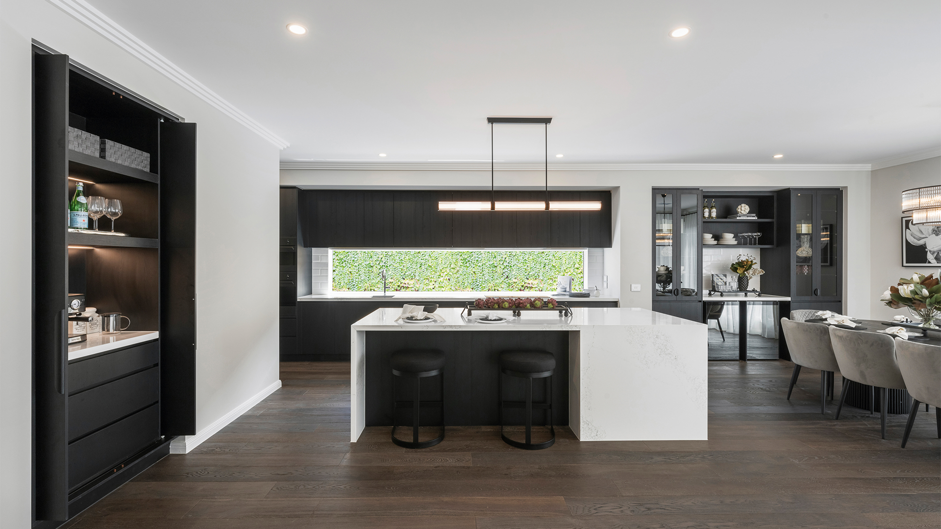 SORRENTO 496 55 Displayed at Smiths Lane VIC 09