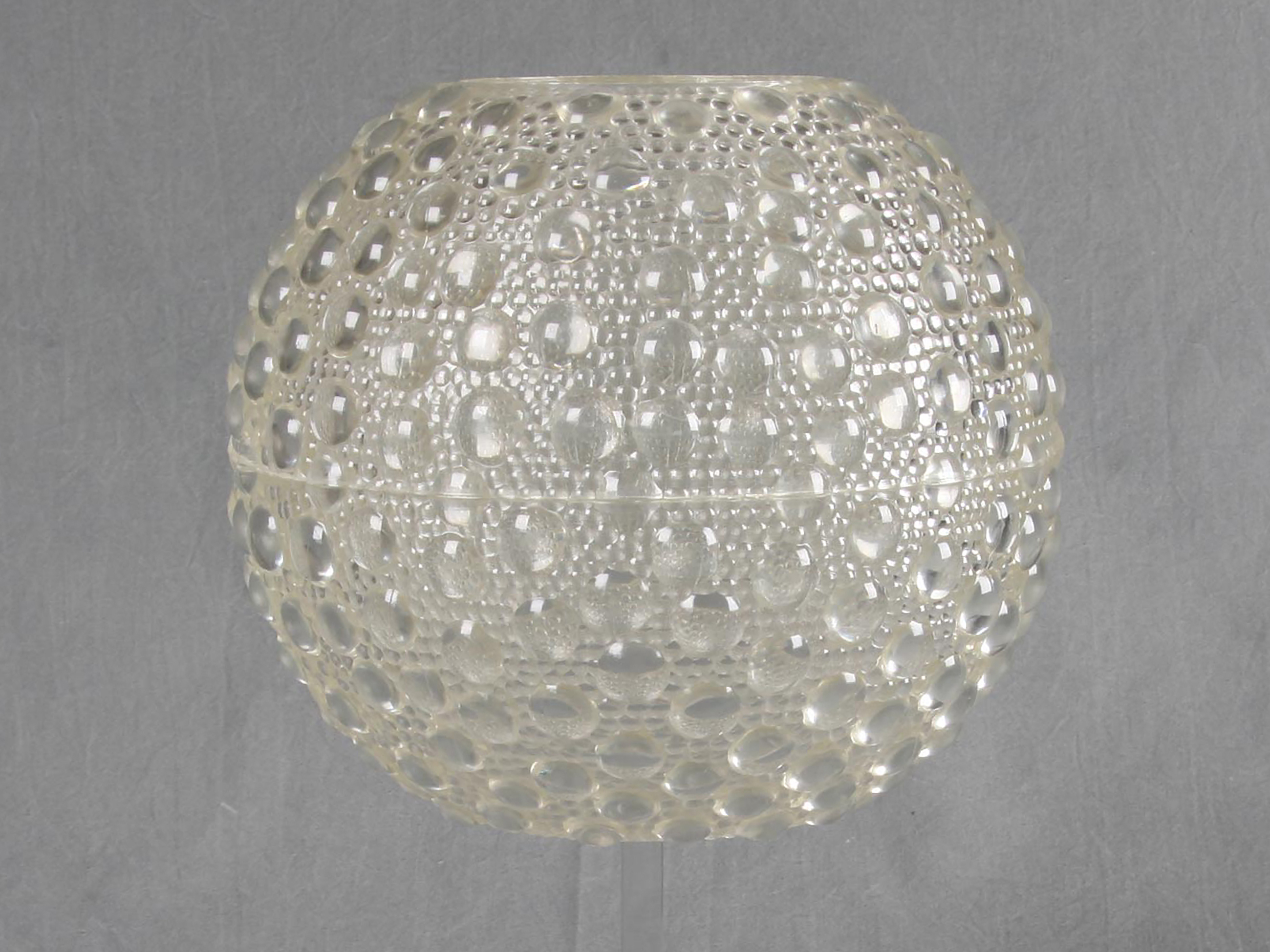 Plastic sphere