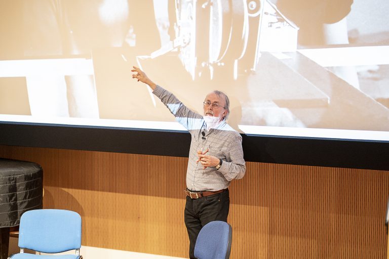 Peter Lord talks to students at AUB
