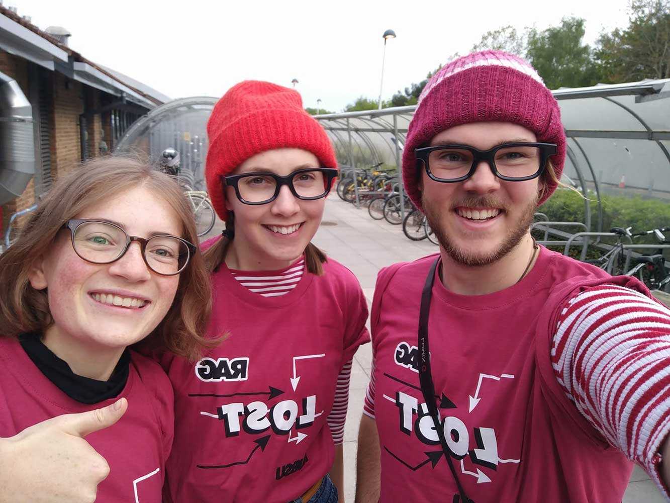 Three AUB students dressed for running in cold weather