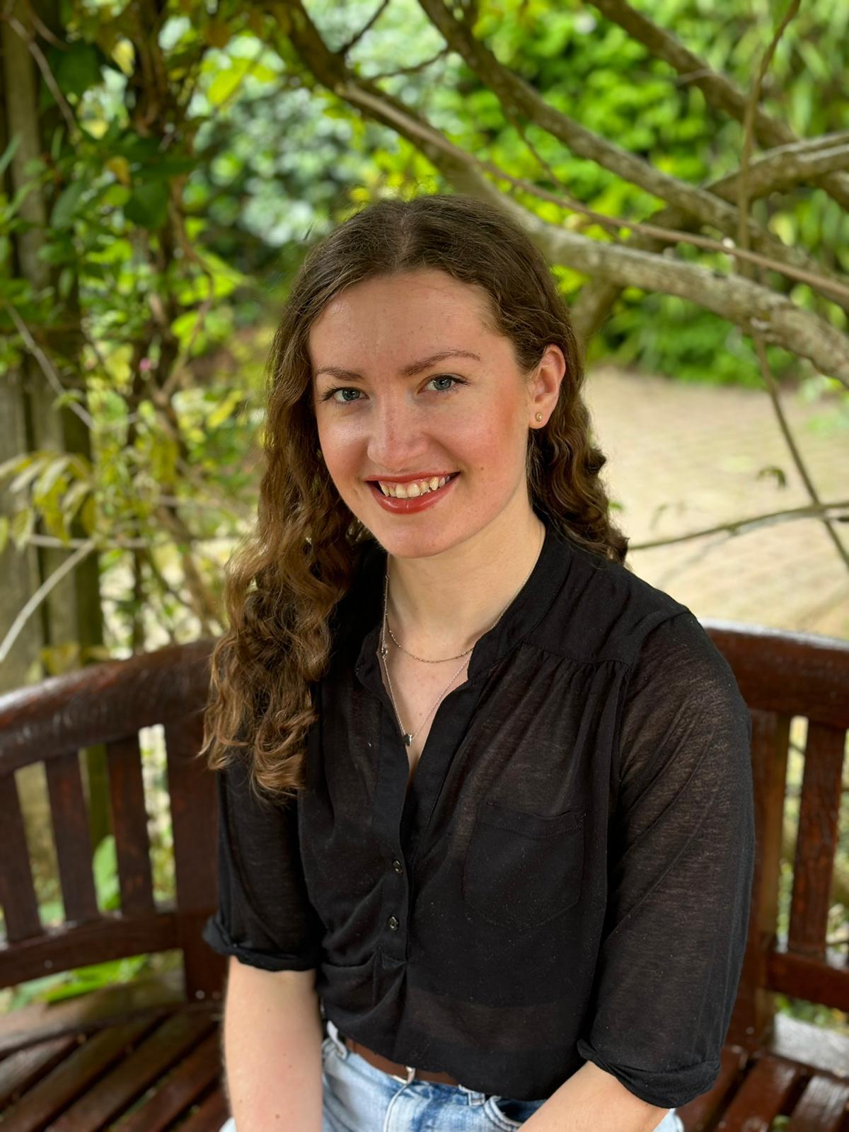 Ella Shipley headshot