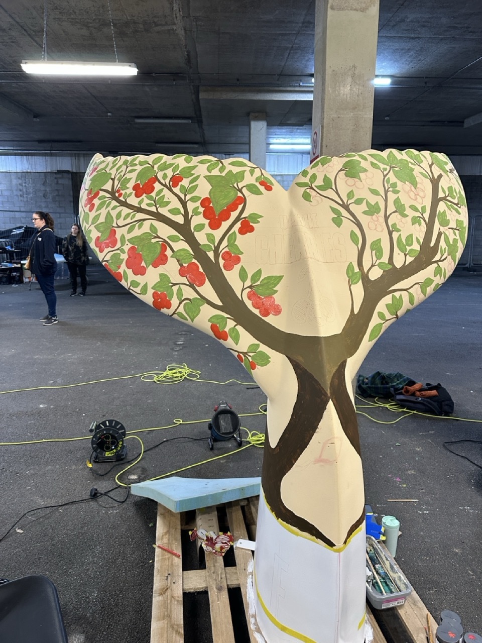 L'Eisha's tail design with cherries and leaves added the to the branches.