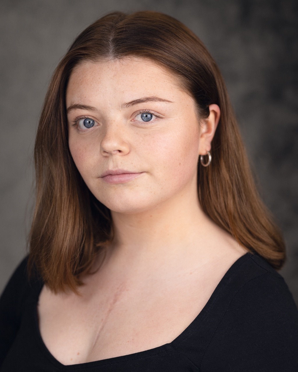 A headshot of Lily Barbara