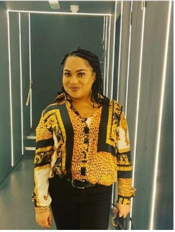 Image of DJ, Louise G
