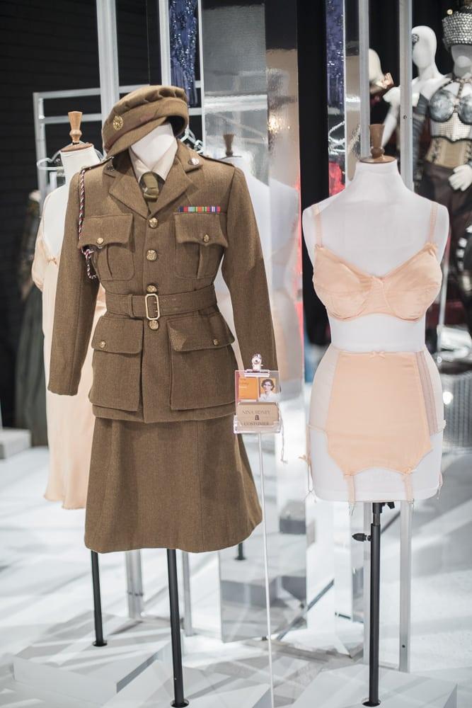 Military costume and women's underwear
