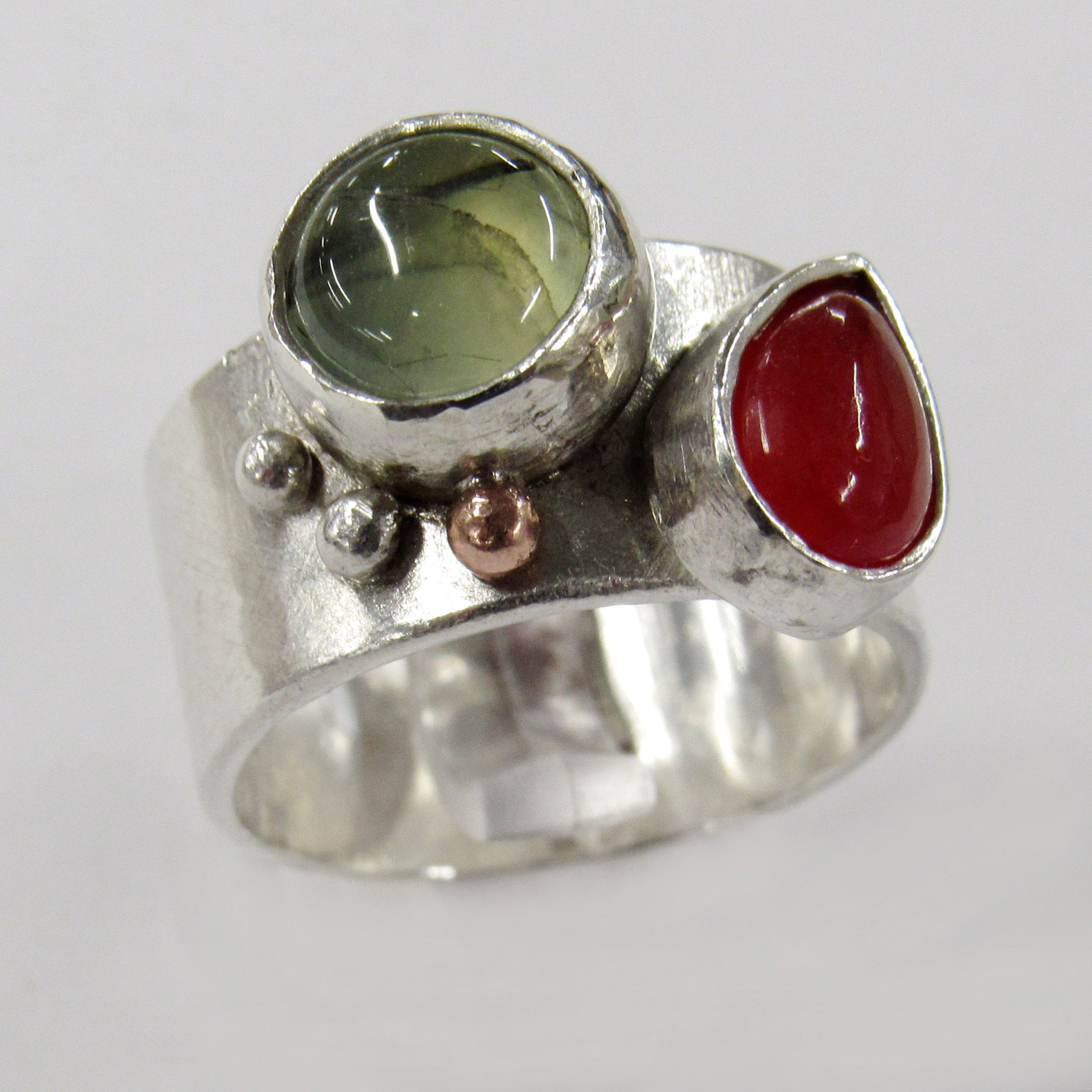 Example of silversmithing jewellery piece