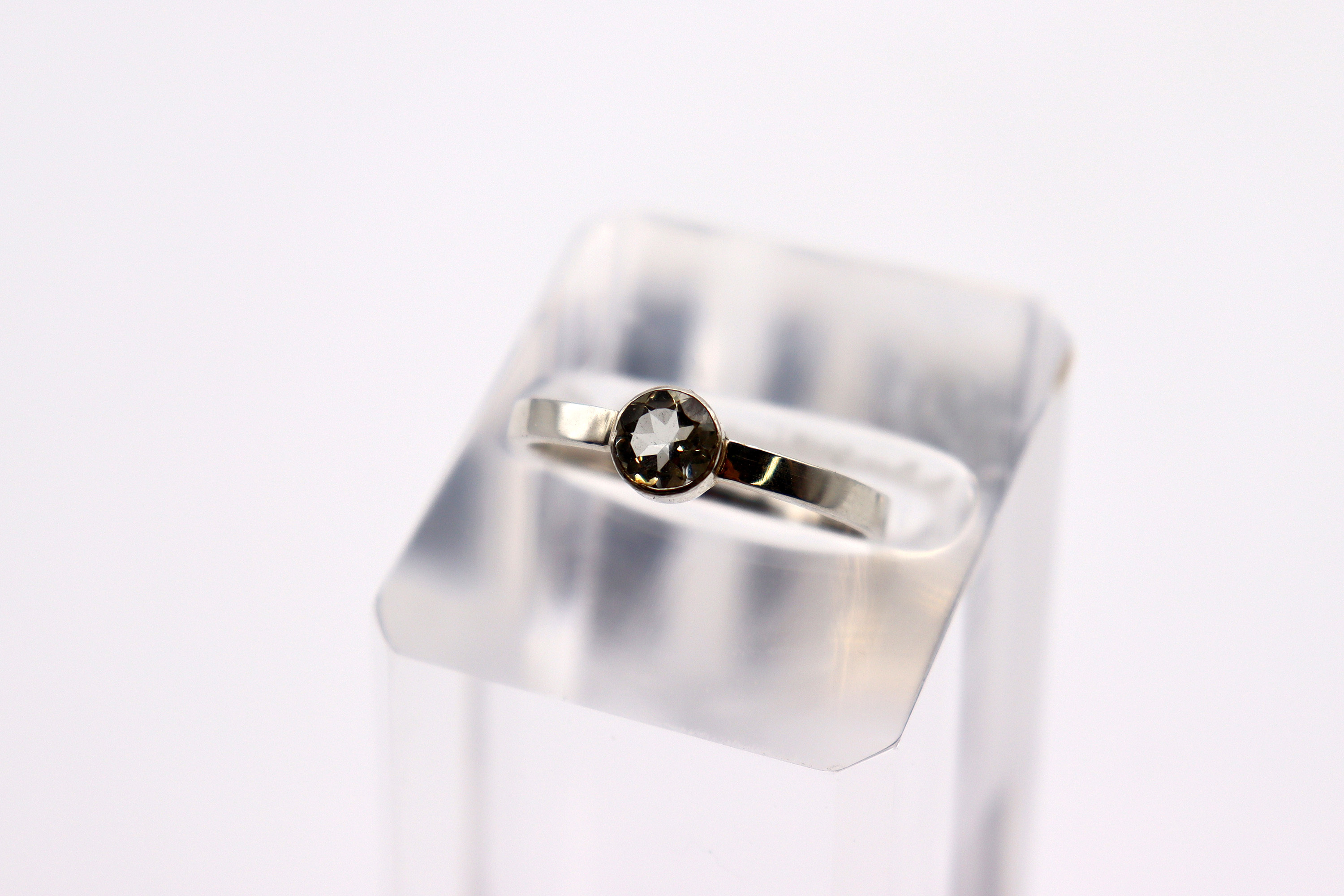 Example of silversmithing jewellery piece