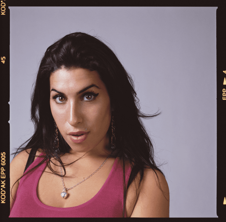Photo of singer Amy Winehouse.
