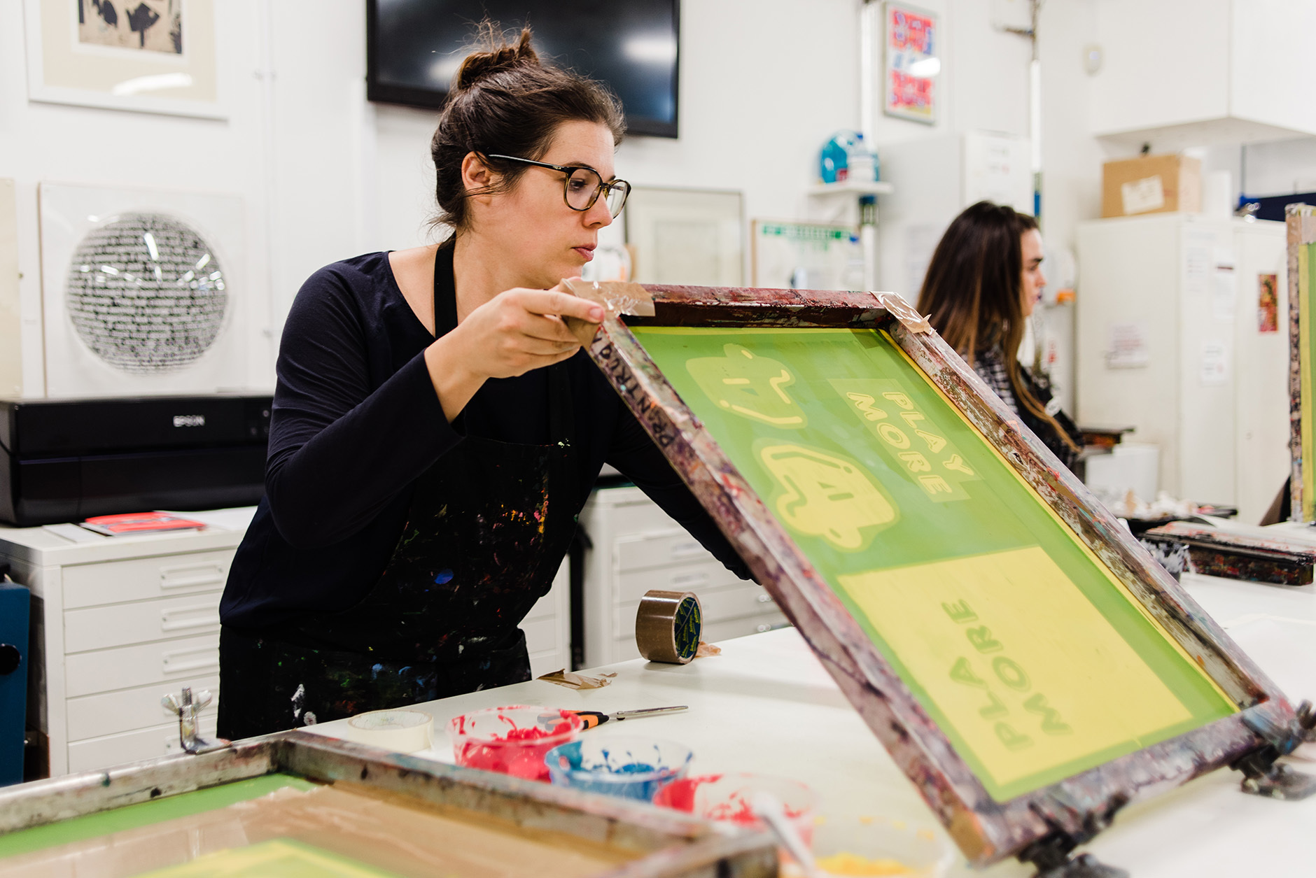 Students screenprinting