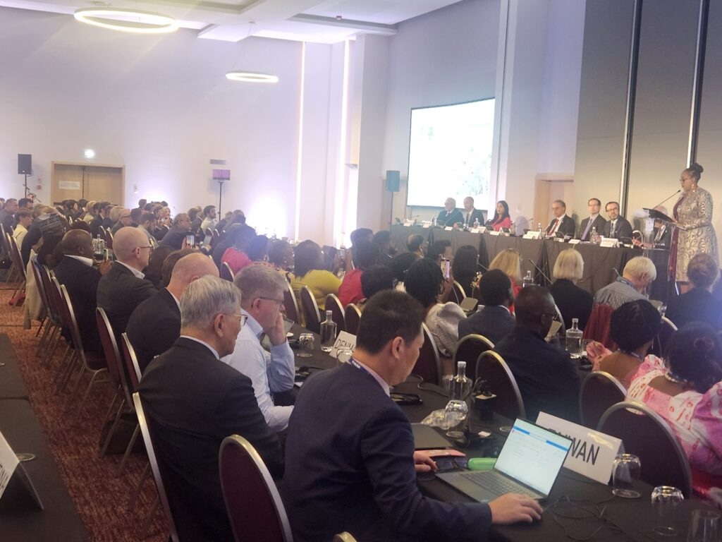 20251010 120229 1024x768