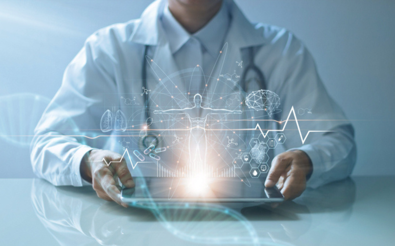 Artificial intelligence 'facing barriers' in our health system   - Featured Image
