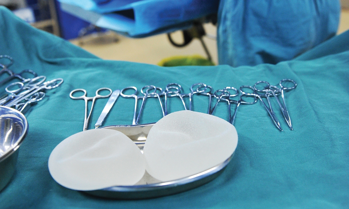 Breast implants and lymphoma data registry vital 428