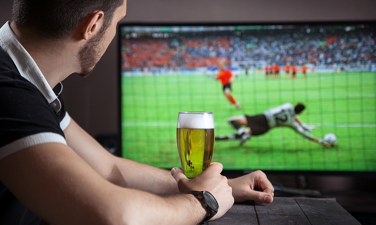 Courage lacking to end alcohol sports sponsorship - Featured Image