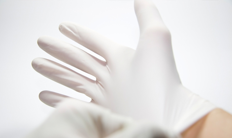 Green light for non-sterile gloves - Featured Image