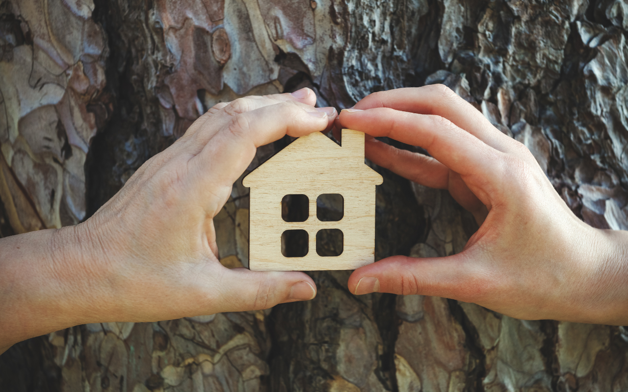 The potentially deadly impacts of homelessness - Featured Image
