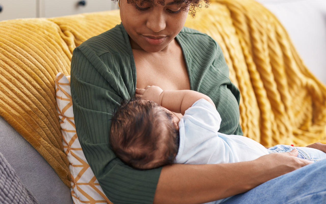 Breastfeeding is a vital lifeline in war zones